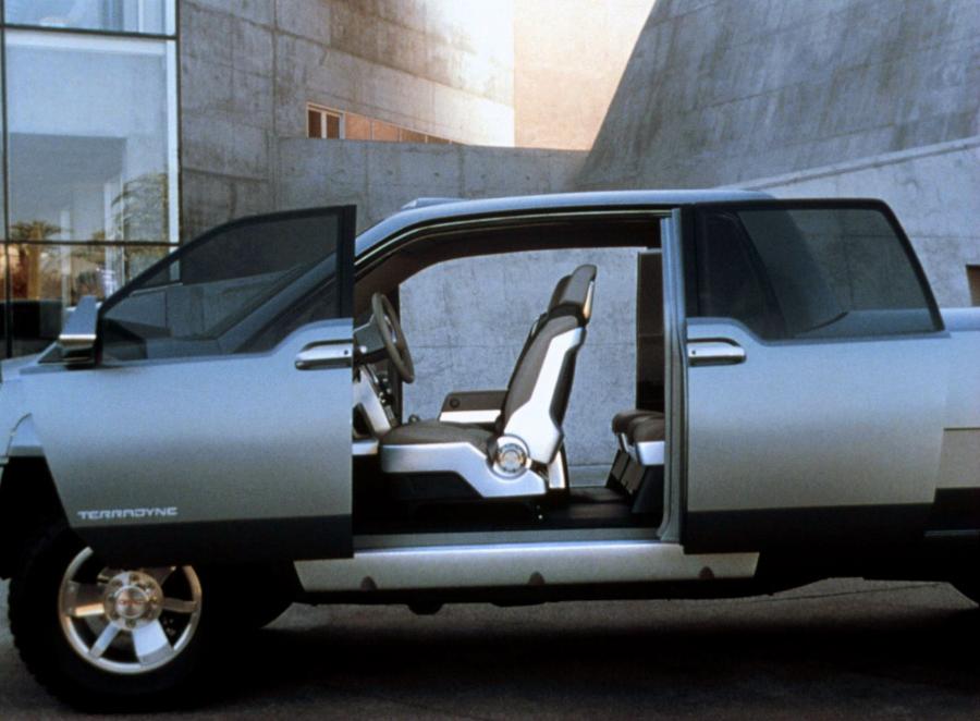  GMC Terradyne Concept 2000 года  (фото 8 из 22)